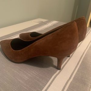 Marco brown suede heels